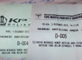 mesin antrian plus kertas nomor antrian