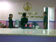 Display antrian mesin antrian bank Jatim